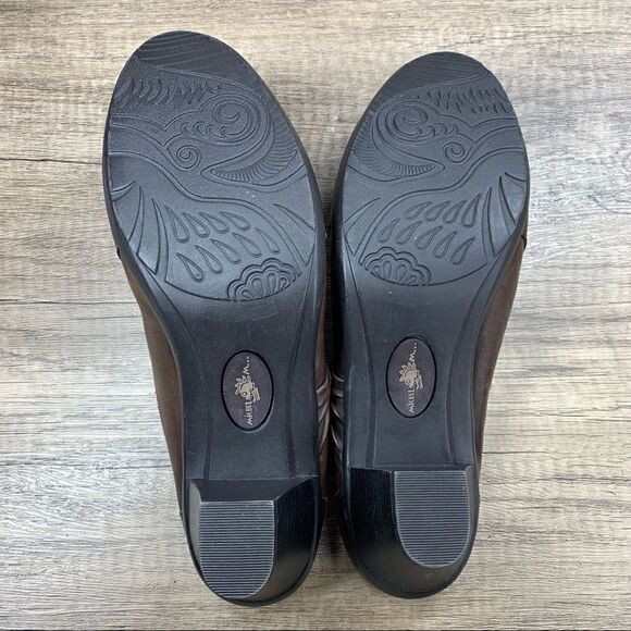 Michel M.~Women’s~Brown~Leather~Mules Heels~Size 10M  - Picture 7 of 9